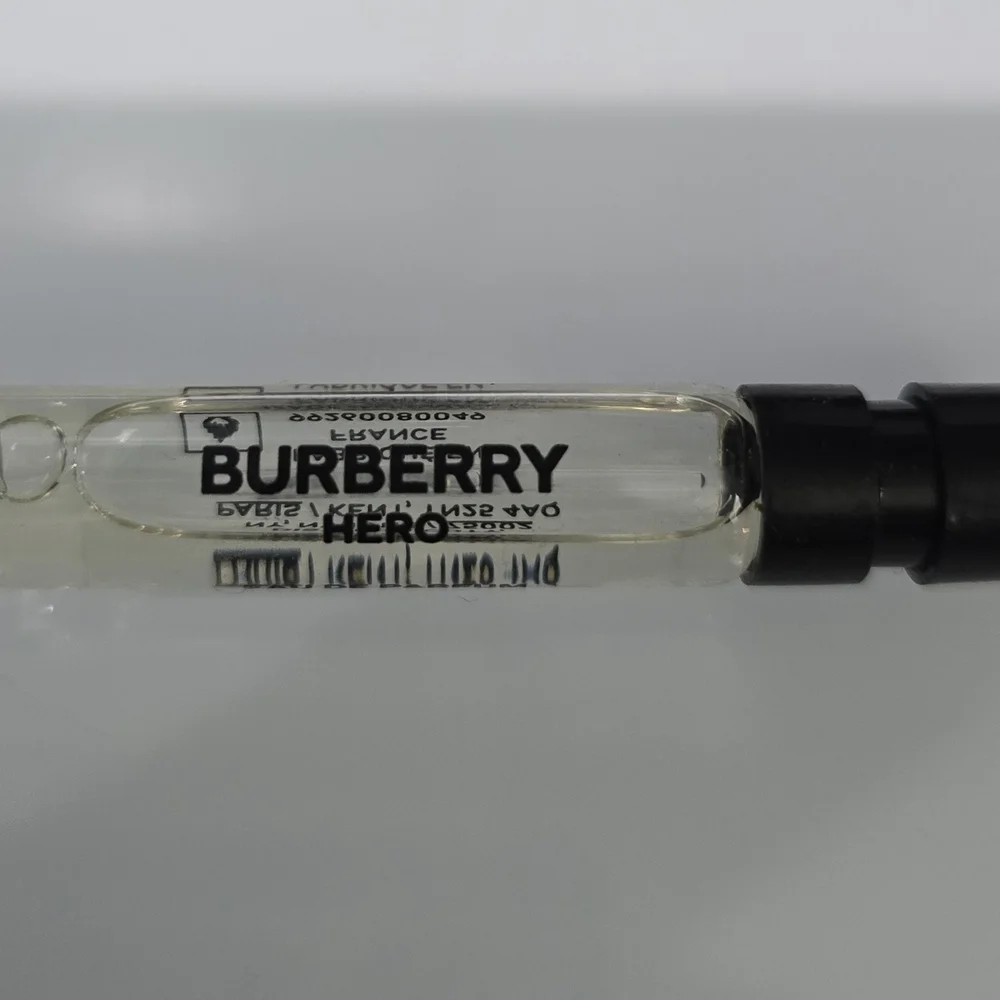 Burberry HERO For Men Eau de Toilette SAMPLE Spray .05oz NEW!